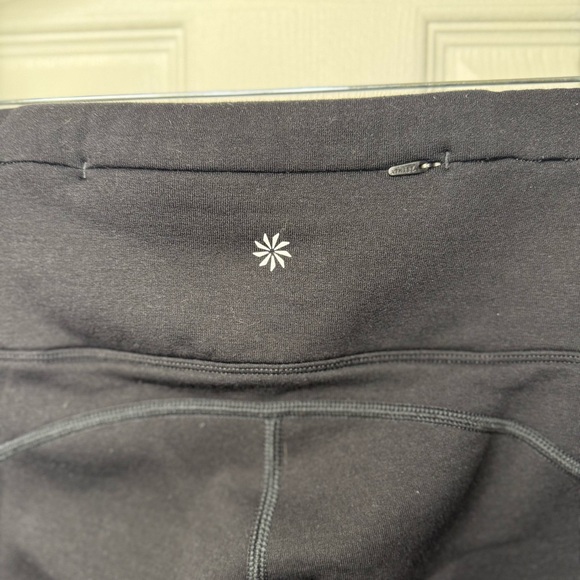 Athleta Altitude Flare Pant in Polartec Power Stretch Size Small Black GUC - Picture 3 of 7